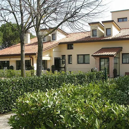 Rezort Garden - Smart Mestre