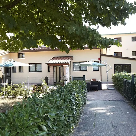 Garden - Smart Θέρετρο Μέστρε